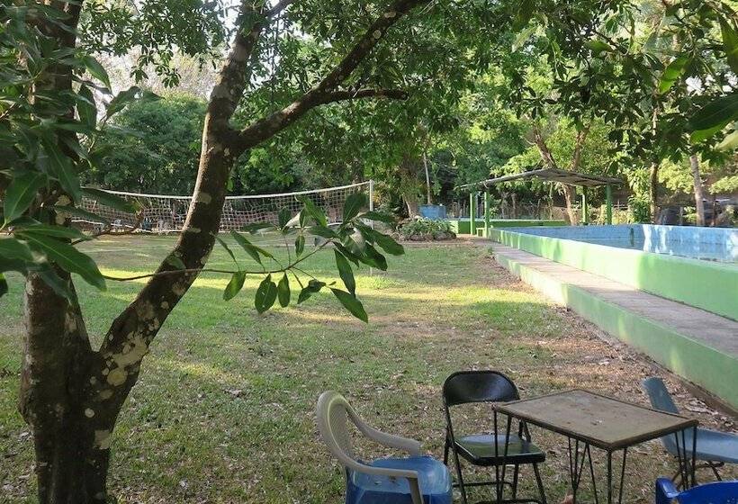 酒店 Waterfall Hostel