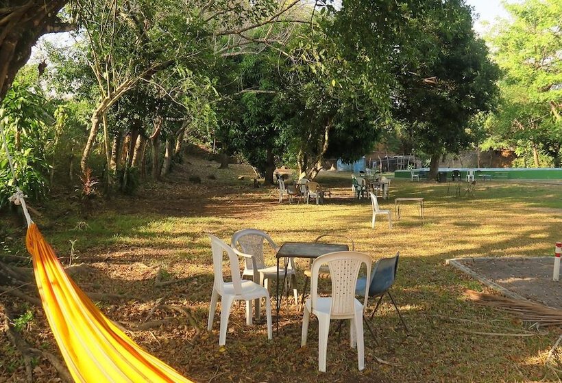 酒店 Waterfall Hostel