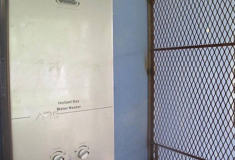 酒店 Waterfall Hostel