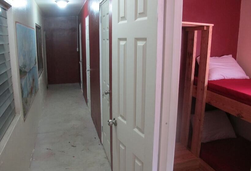 酒店 Waterfall Hostel