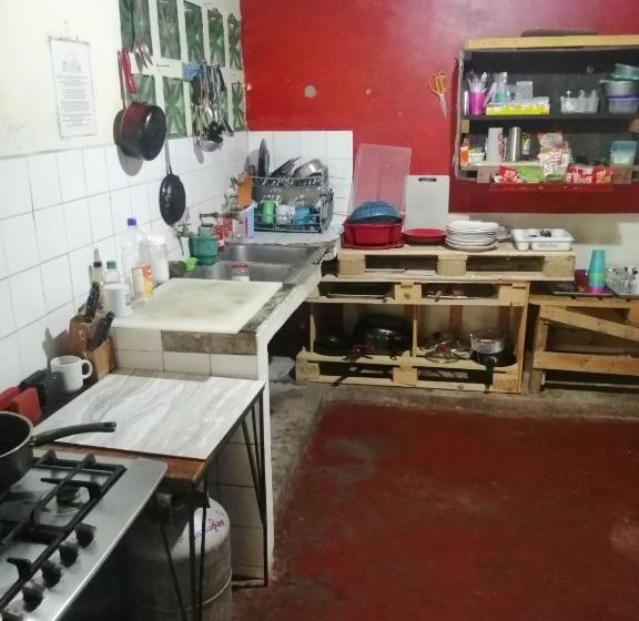 酒店 Waterfall Hostel