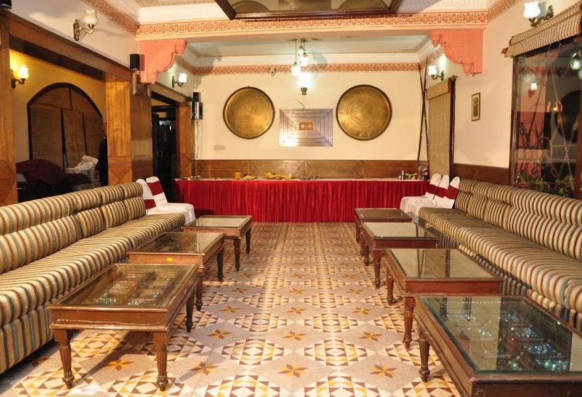 リゾートホテル The Fort Ramgarh