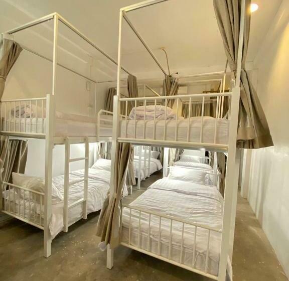 Tt Hostel