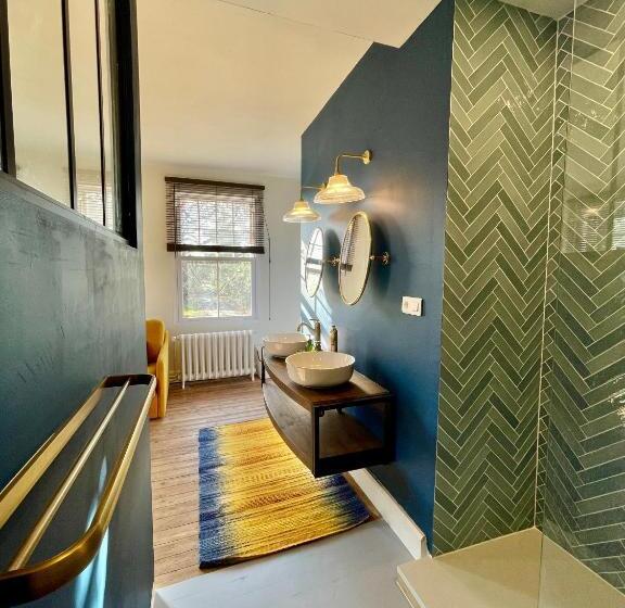 Bed and Breakfast Aux Jolies Sources