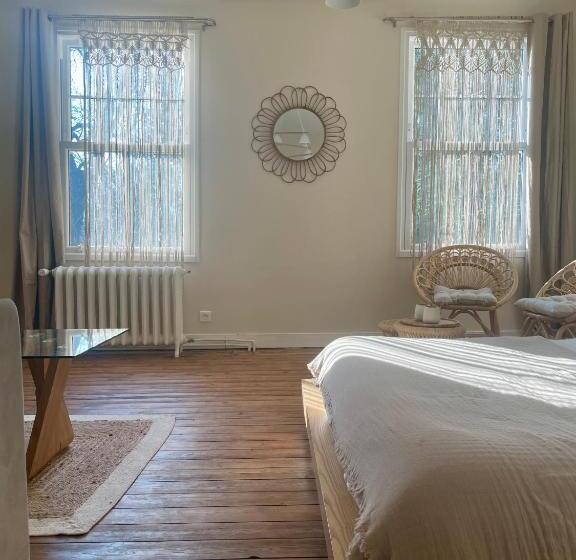 Bed and Breakfast Aux Jolies Sources