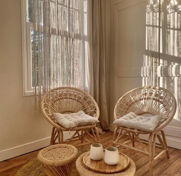 Bed and Breakfast Aux Jolies Sources