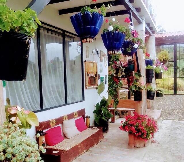 مبيت وإفطار Finca Renacer