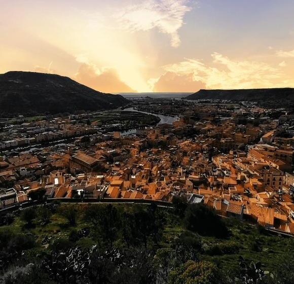 مبيت وإفطار Regnos Altos Boutique Rooms