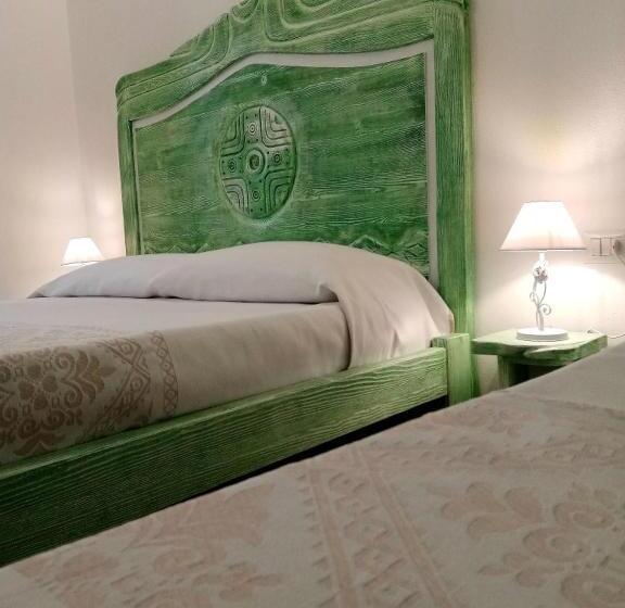 مبيت وإفطار Regnos Altos Boutique Rooms