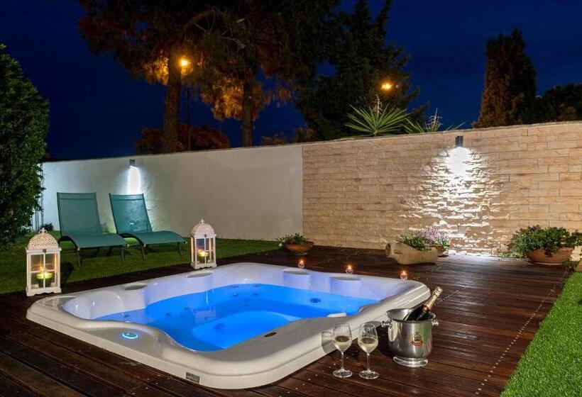 Bed and Breakfast Villa Lina