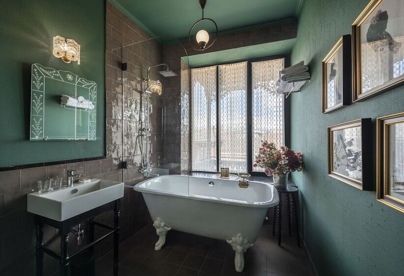 Communal Hotel Telavi