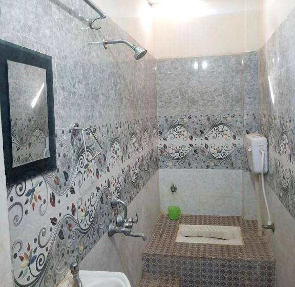 בית מלון כפרי Chinta Haran Rest House