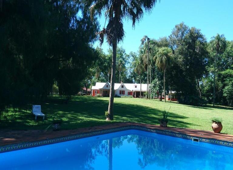 ホテル Estancia Las Mercedes