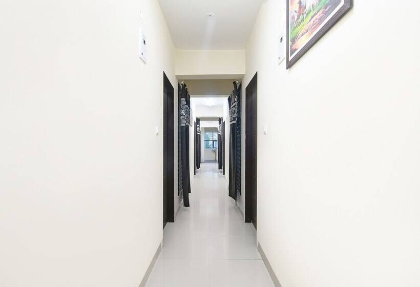 ホテル Fabexpress Golden Villa