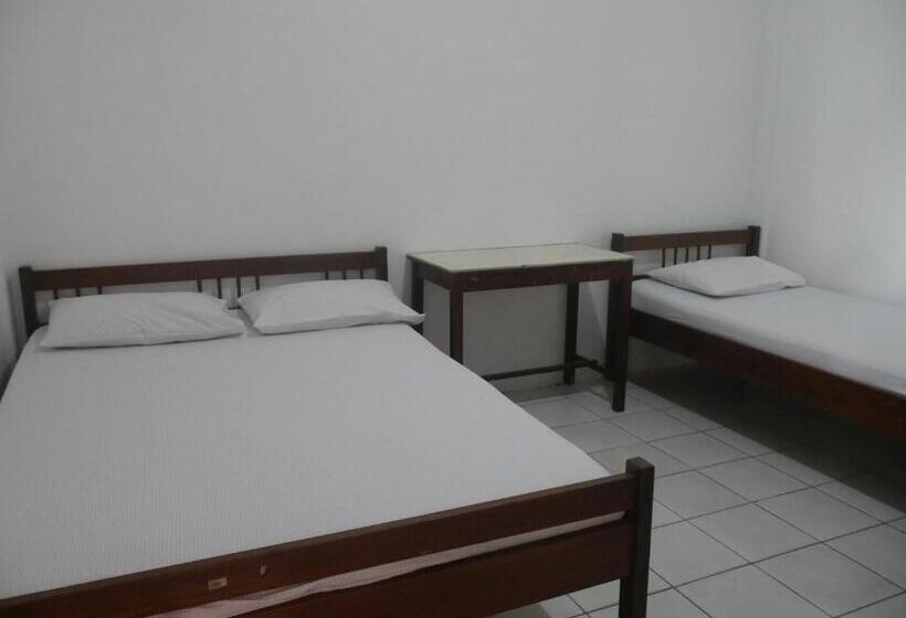 Отель Garuda Syariah Near Alun Alun Banjarnegara