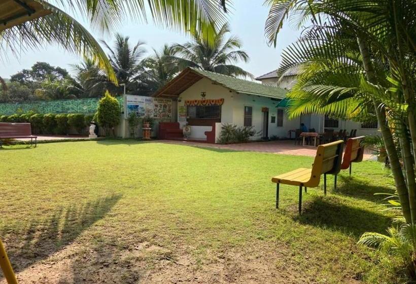 Hotel Grande Vista, Tarkarli