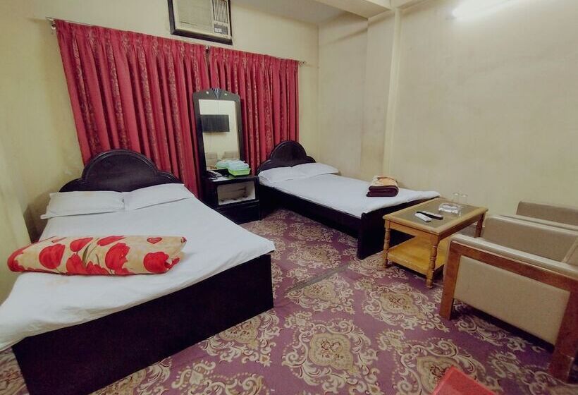 هتل Hoque Tower International