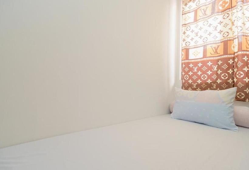 Отель Koolkost @ Limo Depok (minimum Stay 6 Days)