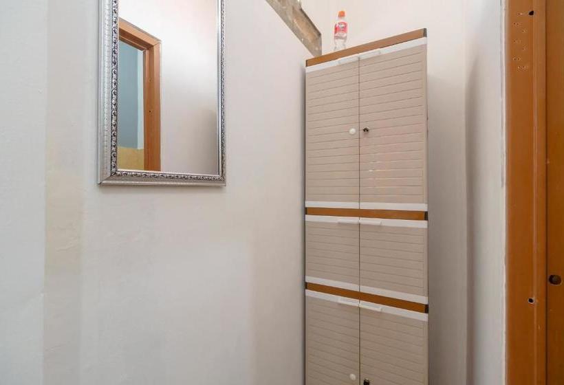 Отель Koolkost @ Limo Depok (minimum Stay 6 Days)