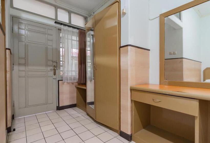 酒店 Koolkost Near Bandung Station