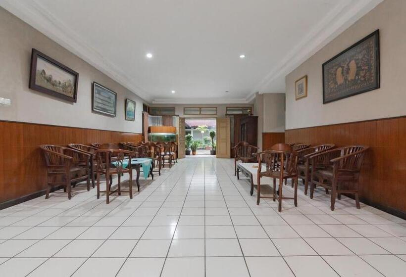 酒店 Koolkost Near Bandung Station