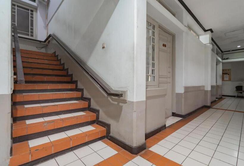 酒店 Koolkost Near Bandung Station