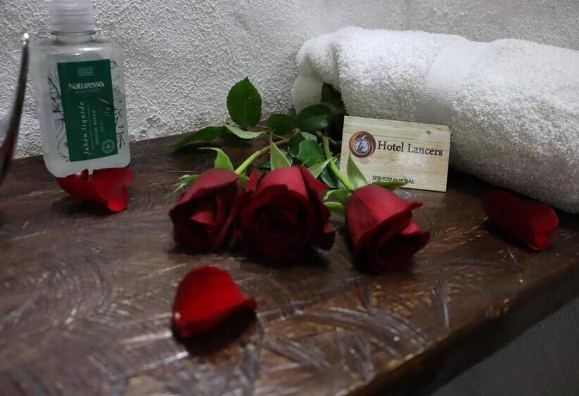 ホテル Lancers   Pantano De Vargas Paipa Boyacá