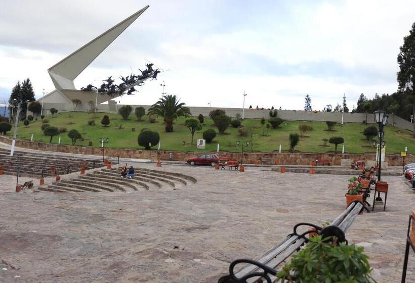 ホテル Lancers   Pantano De Vargas Paipa Boyacá