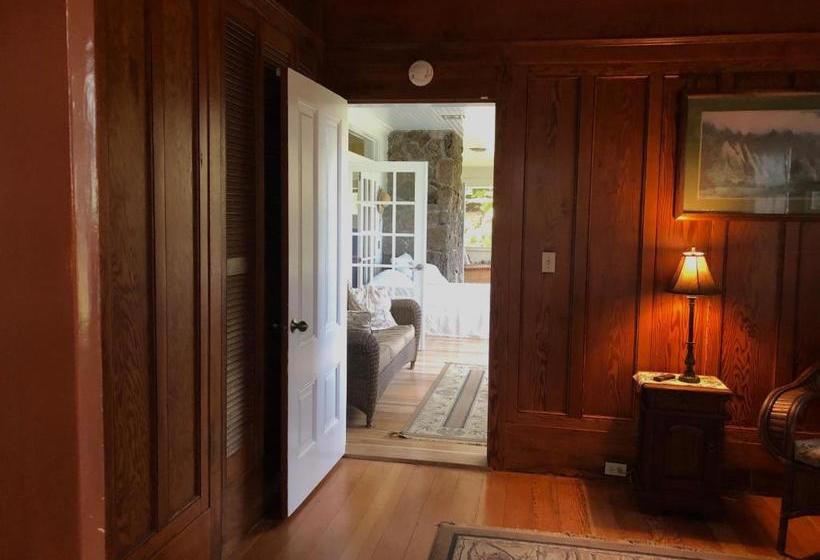 Отель Hawi Guest House