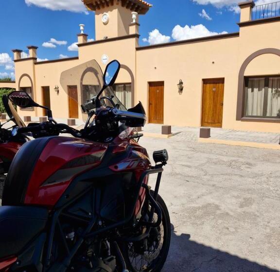 Отель Museo Posada Benelli