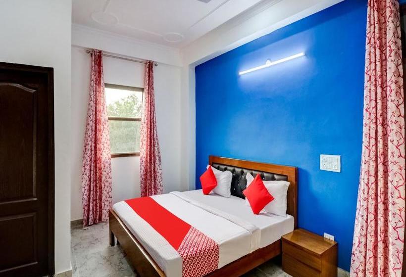 בית מלון כפרי Oyo 79123 Smart Palace