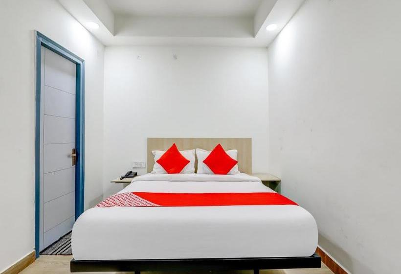 בית מלון כפרי Oyo 79707 La Sky