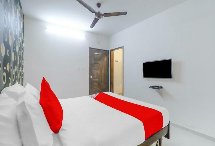 Hotel Oyo 79733  Shivay