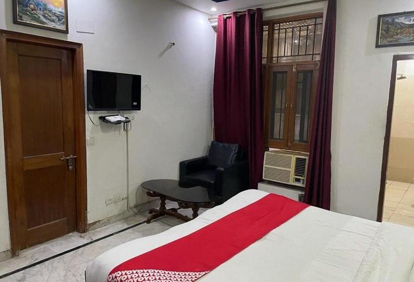 Отель Oyo 79815 Stay Inn