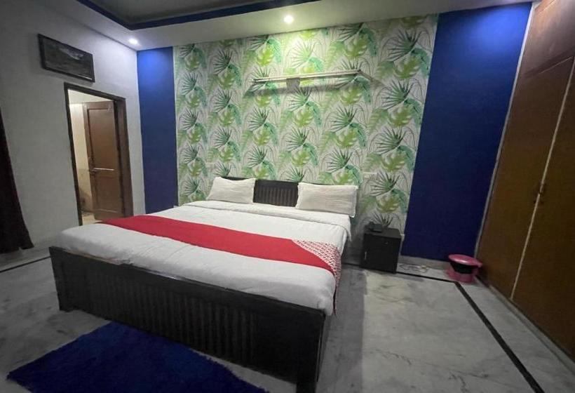 Отель Oyo 79815 Stay Inn