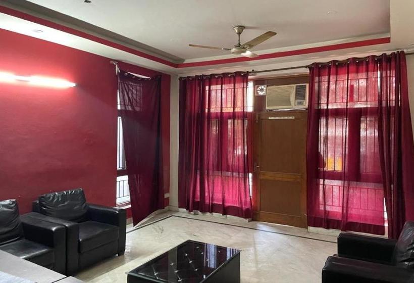 Отель Oyo 79815 Stay Inn