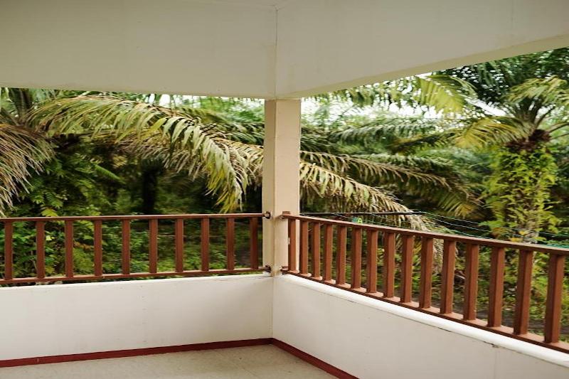 فندق Oyo 90197 Art Homestay