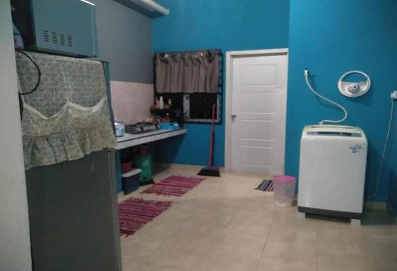 酒店 Oyo 90215 Awani Homestay