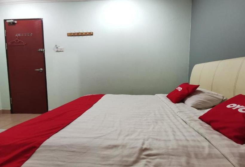 酒店 Oyo 90239 Living Inn