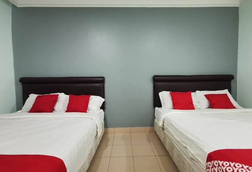 فندق Oyo 90239 Living Inn