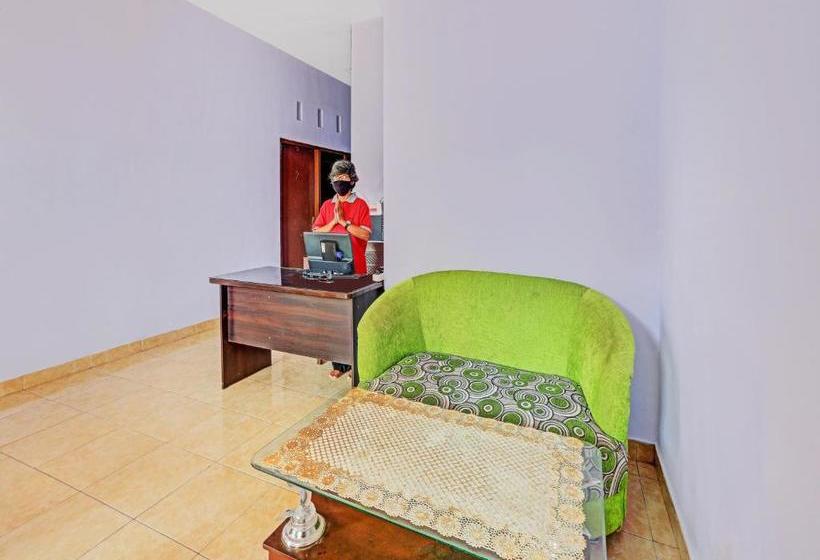 酒店 Oyo 90344 Wijayanti