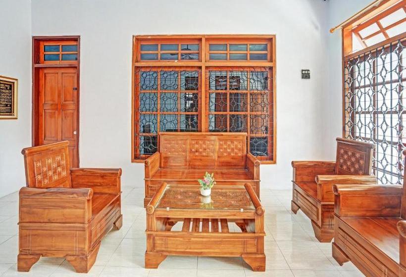 酒店 Oyo 90344 Wijayanti