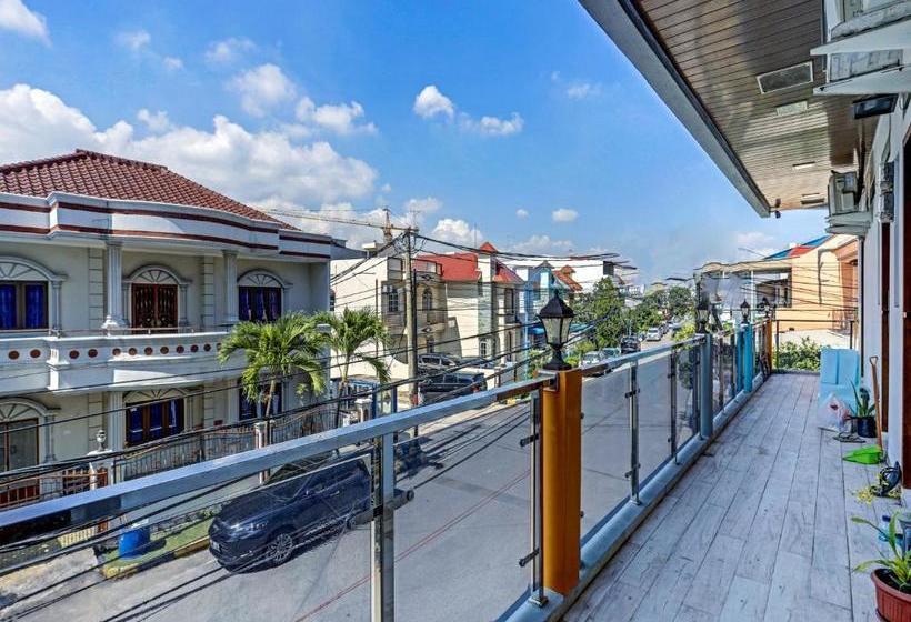 Отель Oyo 90366 Homestay 81 Baloi