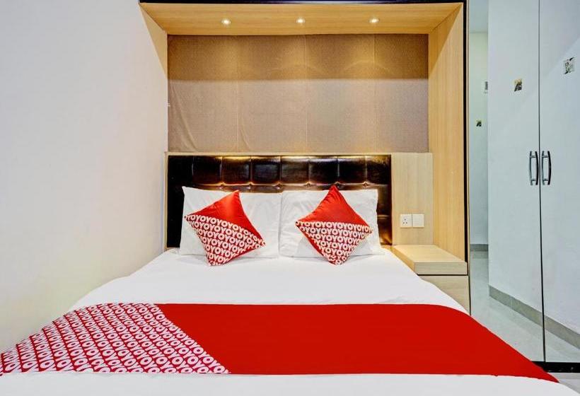 Отель Oyo 90366 Homestay 81 Baloi