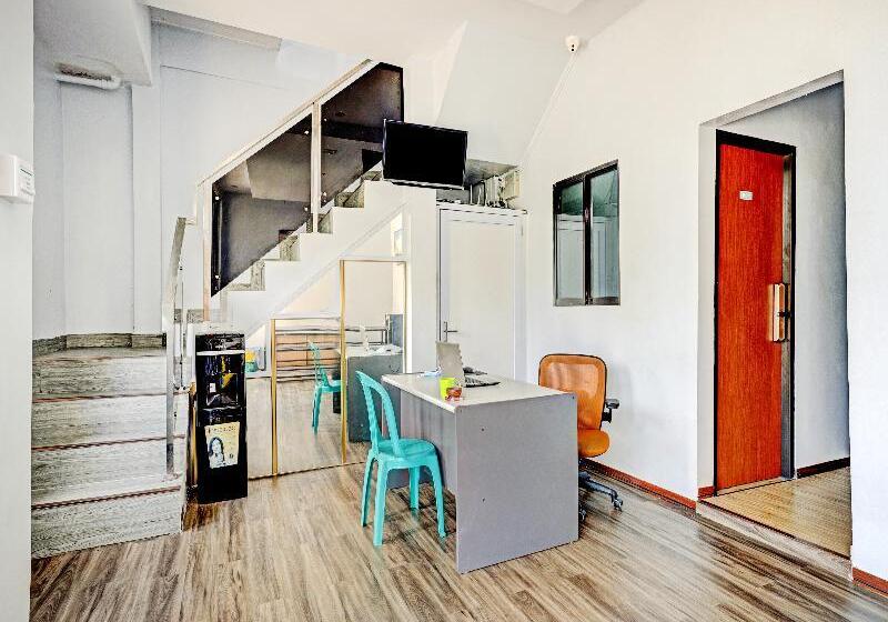 ホテル Oyo 90367 Homestay 81 Penuin