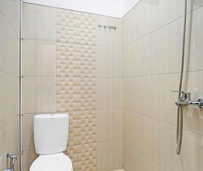 فندق Avisha Guest House Syariah