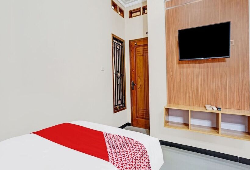فندق Avisha Guest House Syariah