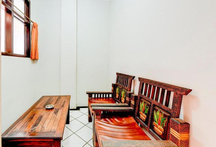 فندق Oyo 90385  Cadaka