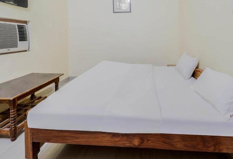 בית מלון כפרי Oyo Orc021 Heaven Inn