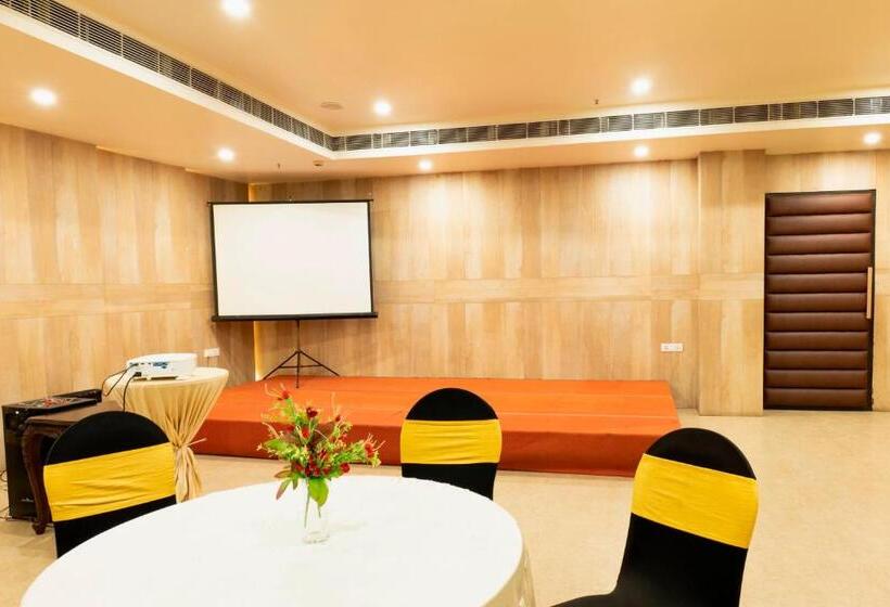 فندق Prism   A Boutique